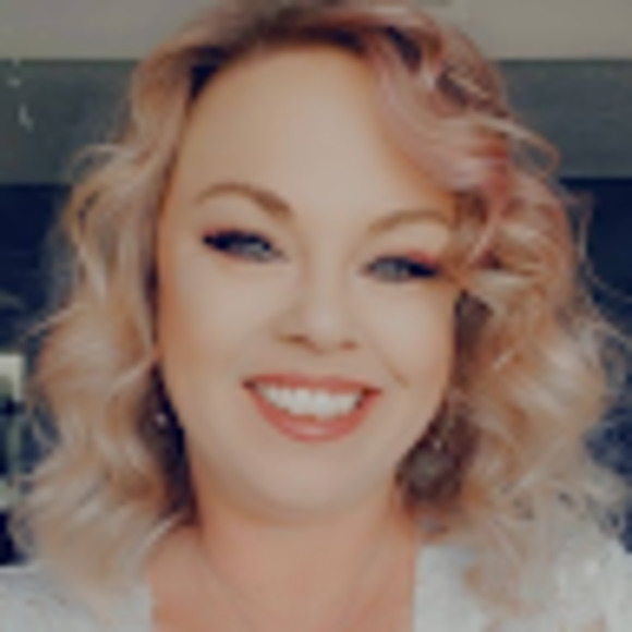 Meet your Posher, Trinity taylor - Picture 1 of 1